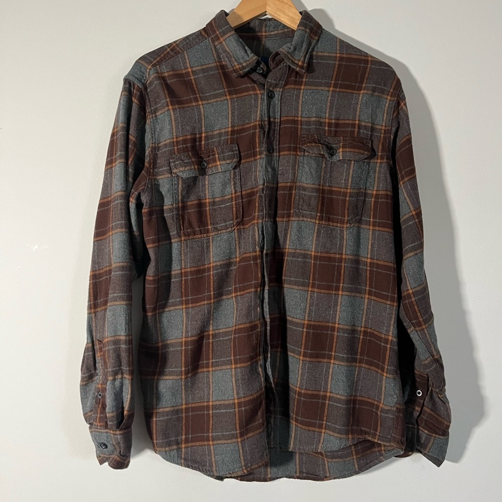 Brown Soft Plaid size Medium